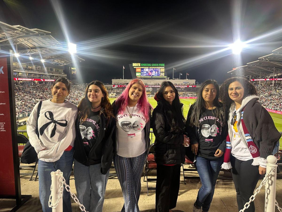 COLOR y los aficionados de los Rapids se unen en apoyo a los derechos de las mujeres